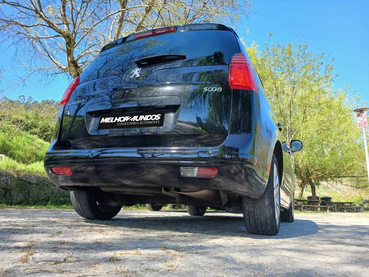 peugeot-5008-2011-diesel-1997cc