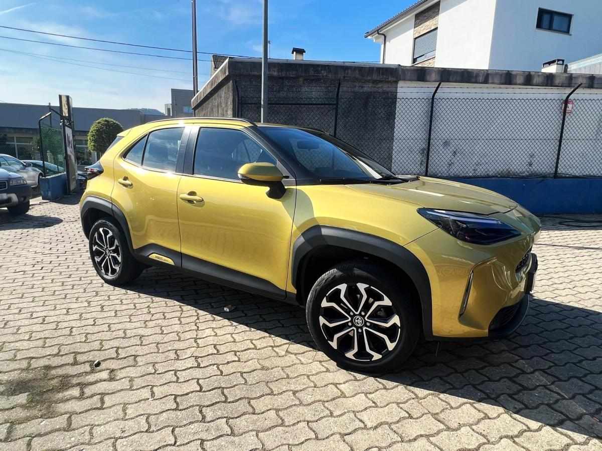 toyota-yaris-cross-2023-hibrido-a-gasolina-1490cc
