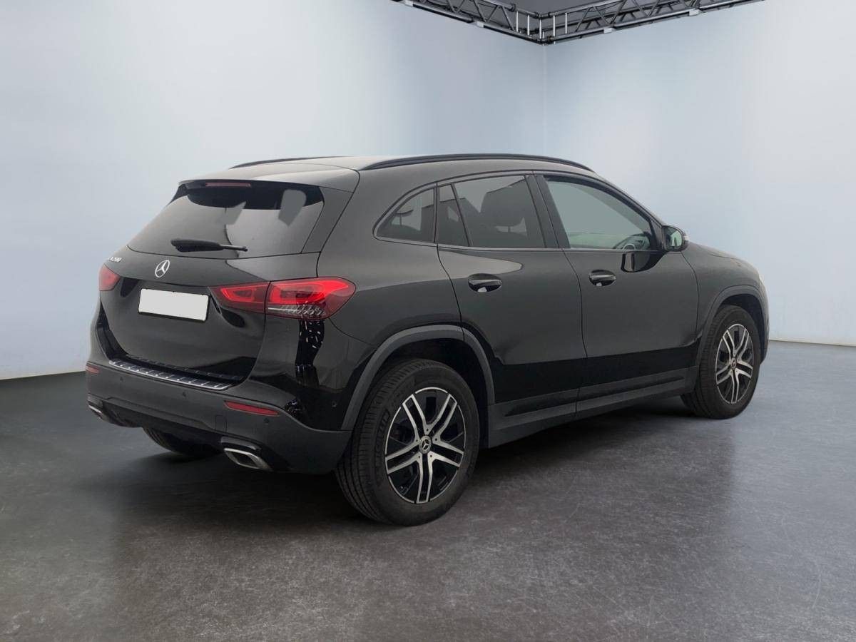 mercedes-benz-gla-2023-gasolina-1332cc