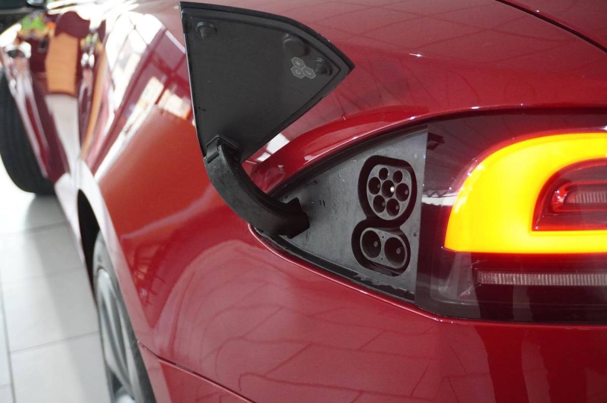 tesla-model-s-2022-eletrico-0cc