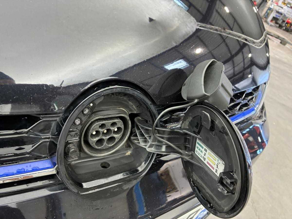 volkswagen-golf-2020-hibrido-a-gasolina-1395cc