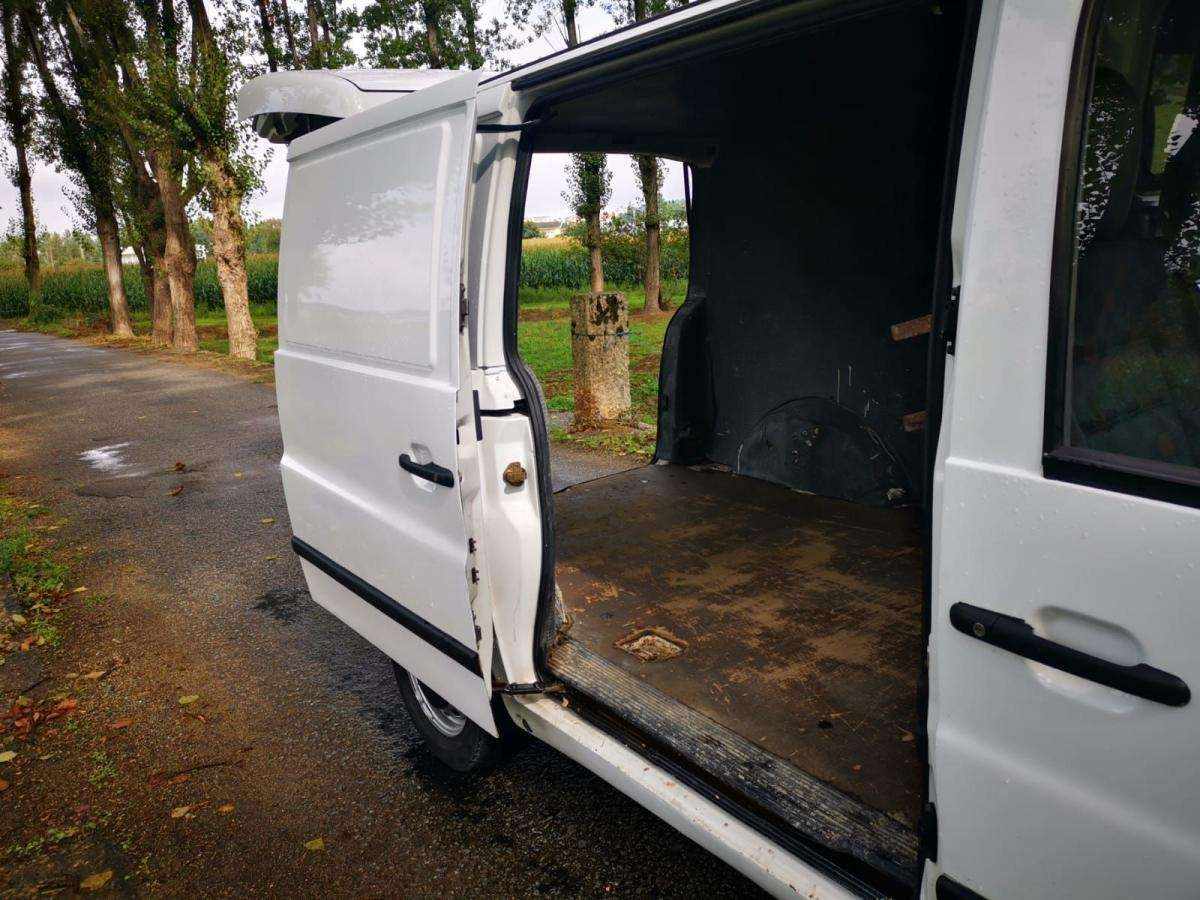 mercedes-benz-vito-2002-diesel-2148cc