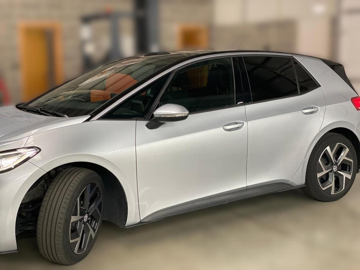 volkswagen-id-3-2023-eletrico-500cc