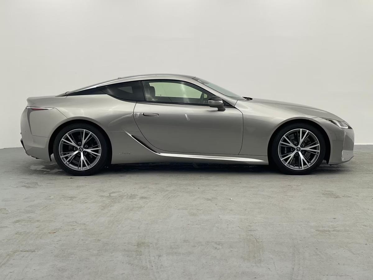 lexus-lc-2018-hibrido-a-gasolina-3456cc