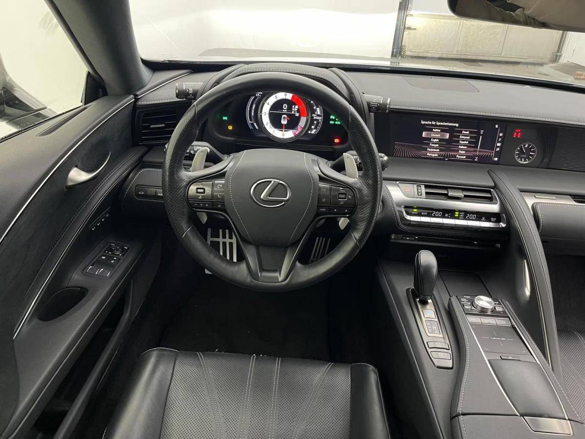 lexus-lc-2018-hibrido-a-gasolina-3456cc