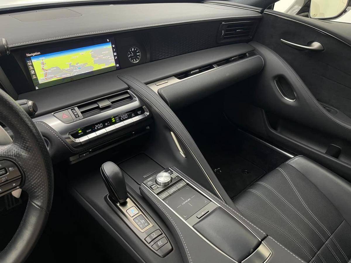 lexus-lc-2018-hibrido-a-gasolina-3456cc
