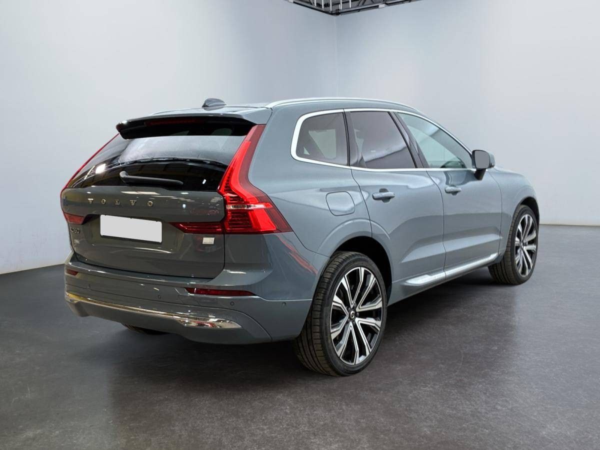 volvo-xc60-2023-hibrido-a-gasolina-1969cc