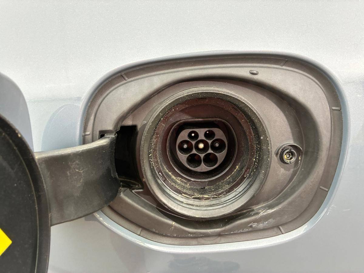 volvo-xc60-2023-hibrido-a-gasolina-1969cc