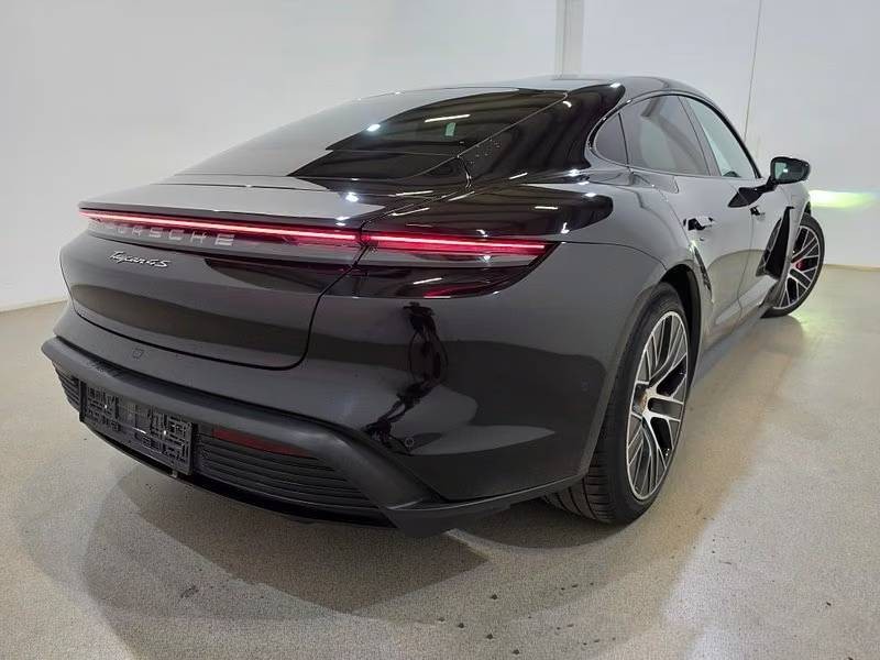 porsche-taycan-2020-eletrico-0cc