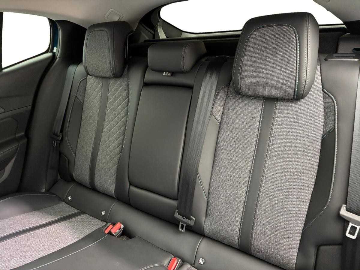 peugeot-408-2023-gasolina-1199cc