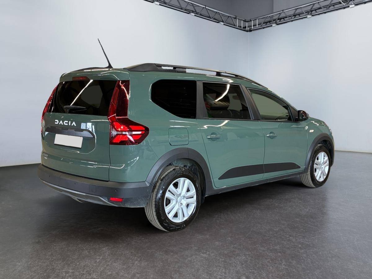 dacia-jogger-2024-hibrido-a-gasolina-1598cc