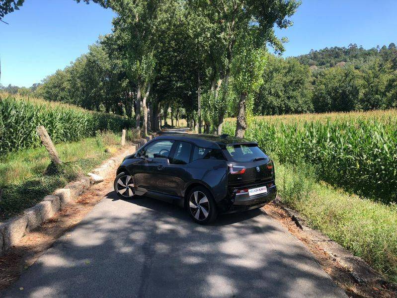 bmw-i3-2015-eletrico-500cc