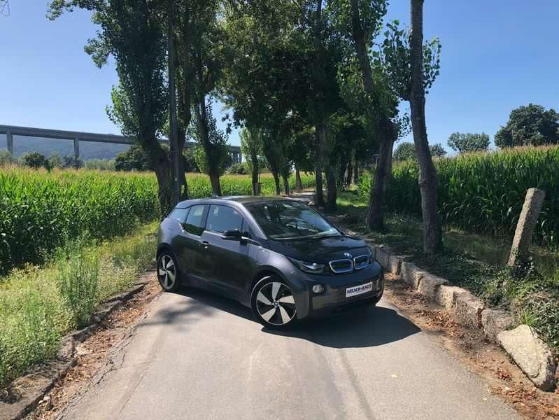 bmw-i3-2015-eletrico-500cc