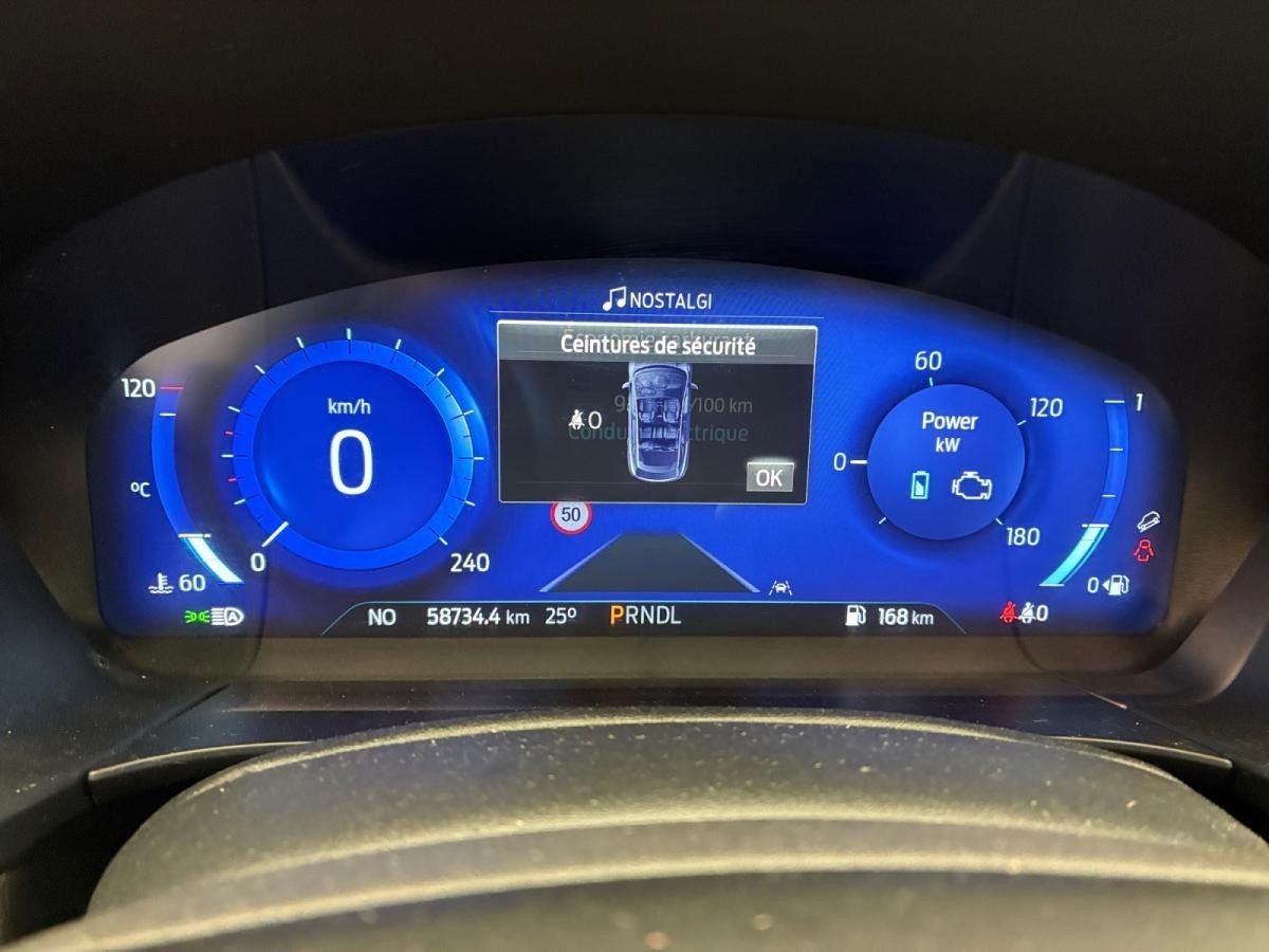 ford-kuga-2023-gasolina-2488cc
