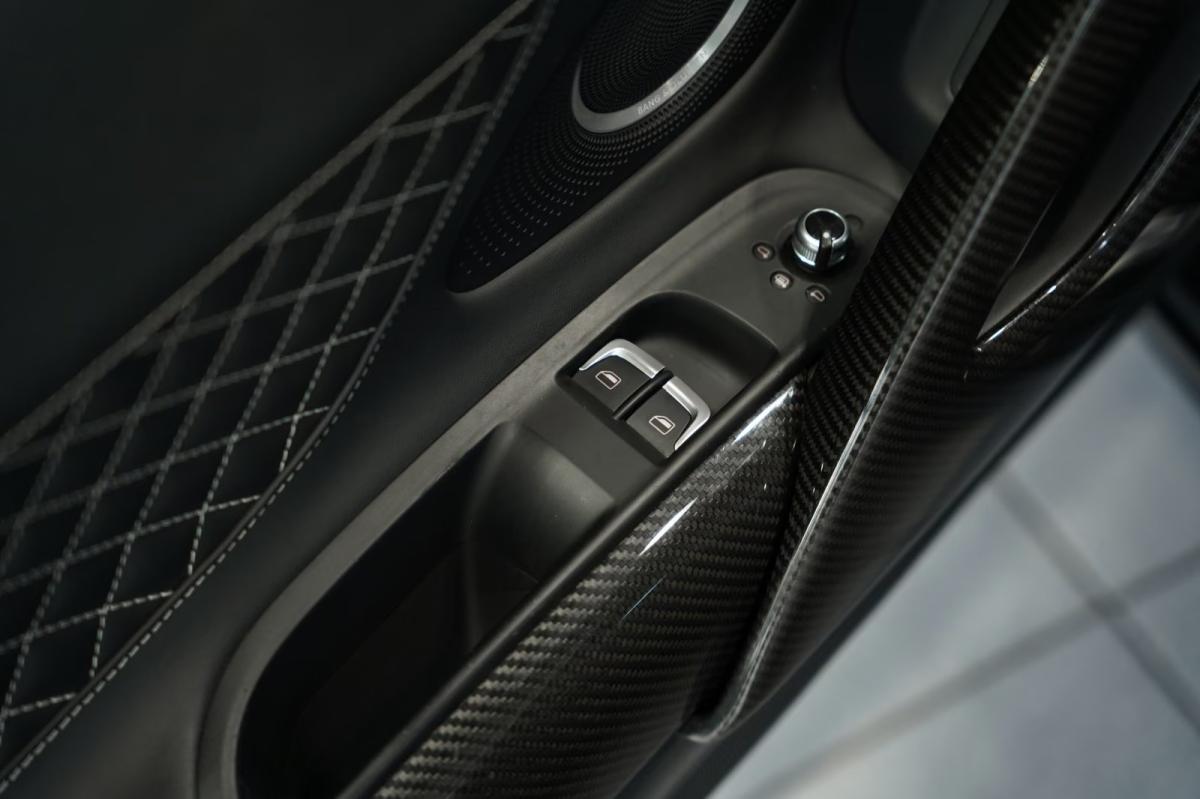 audi-r8-2015-gasolina-5204cc