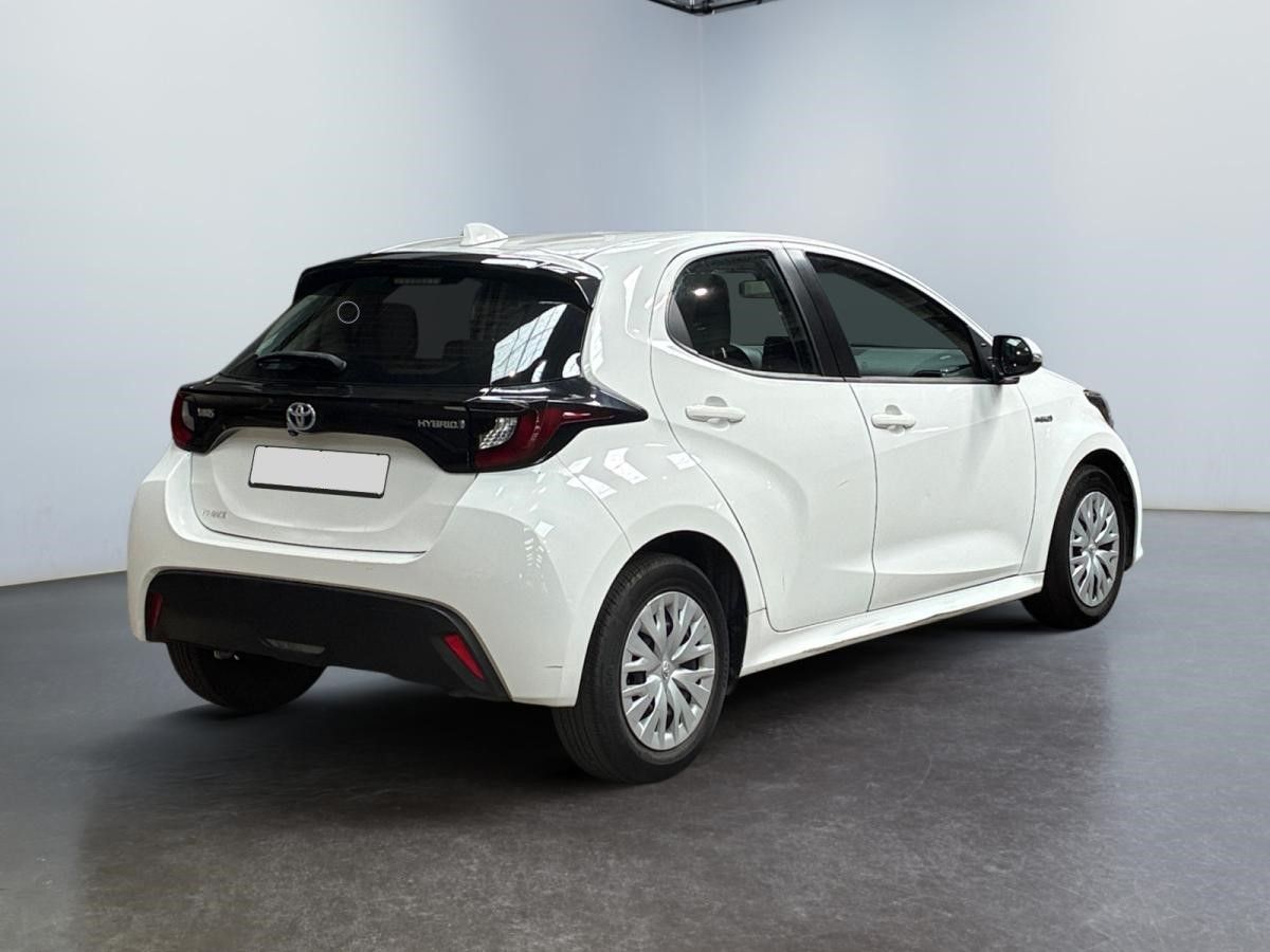 toyota-yaris-2021-hibrido-a-gasolina-1490cc