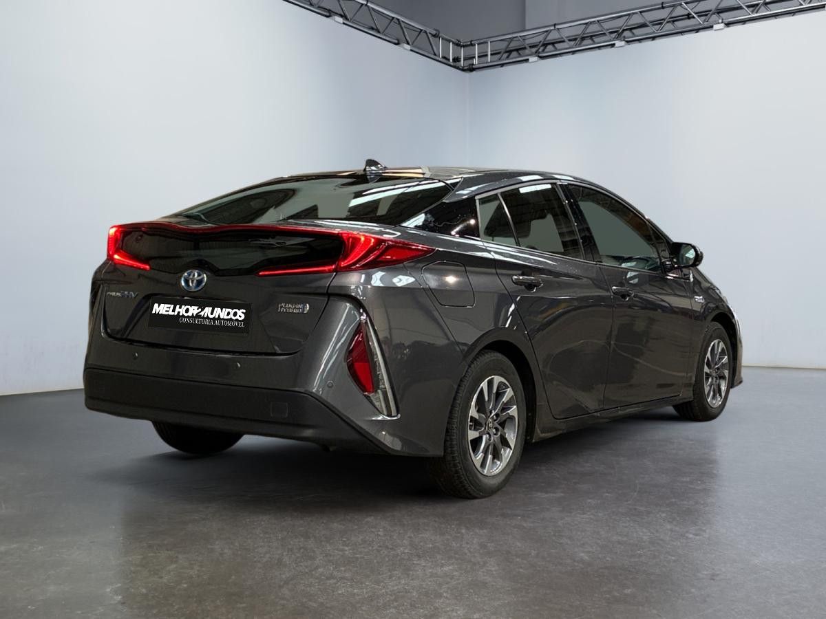 toyota-prius-2019-hibrido-a-gasolina-1798cc