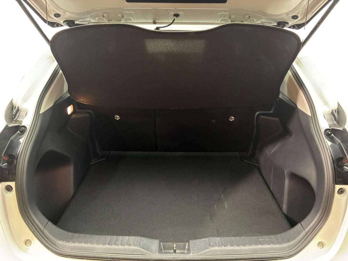 toyota-yaris-cross-2024-hibrido-a-gasolina-1490cc