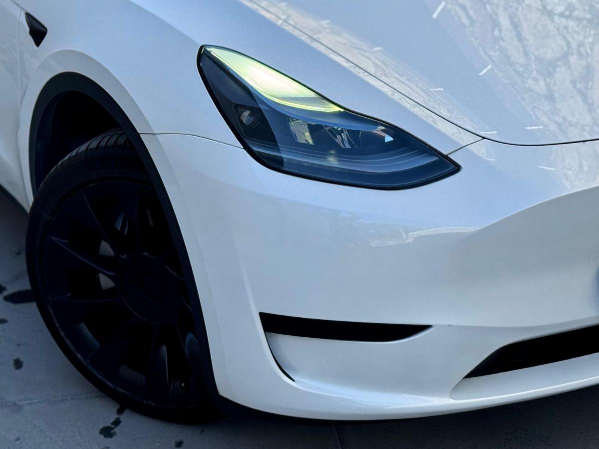tesla-model-y-2023-eletrico-500cc