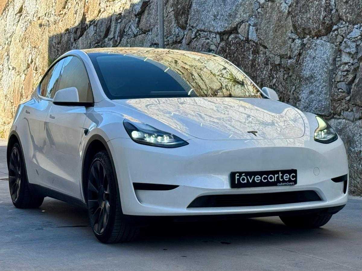 tesla-model-y-2023-eletrico-500cc