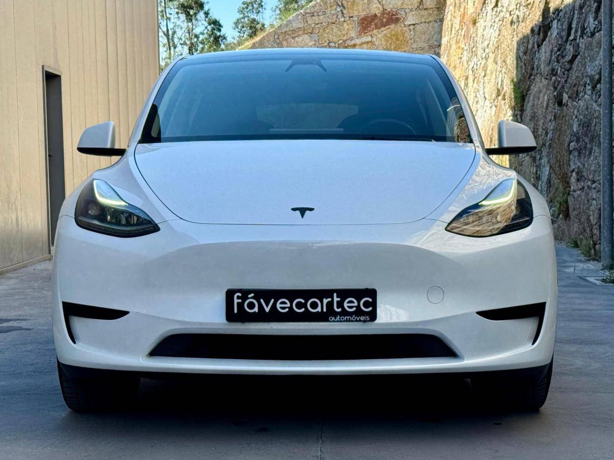 tesla-model-y-2023-eletrico-500cc