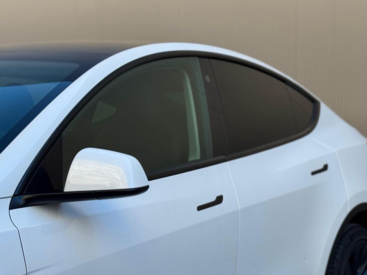 tesla-model-y-2023-eletrico-500cc