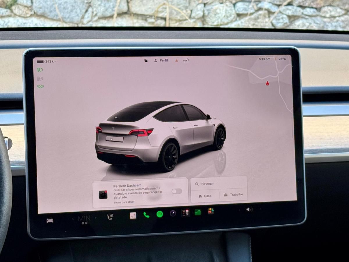 tesla-model-y-2023-eletrico-500cc