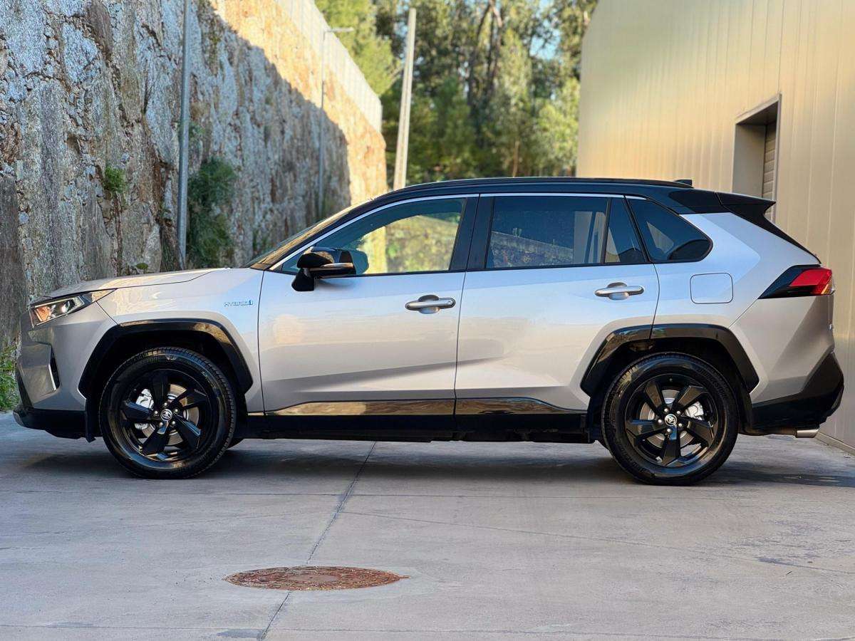 toyota-rav4-2020-hibrido-a-gasolina-2487cc