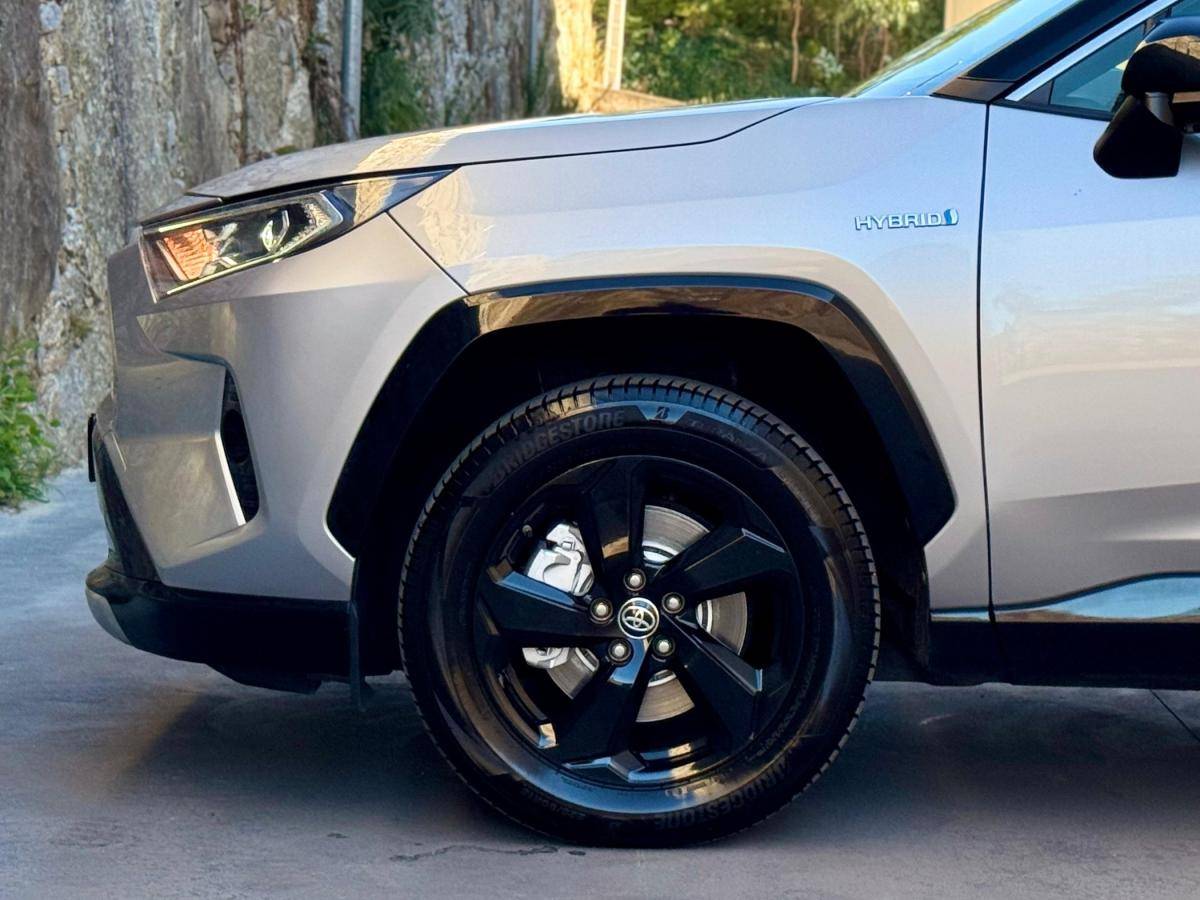 toyota-rav4-2020-hibrido-a-gasolina-2487cc