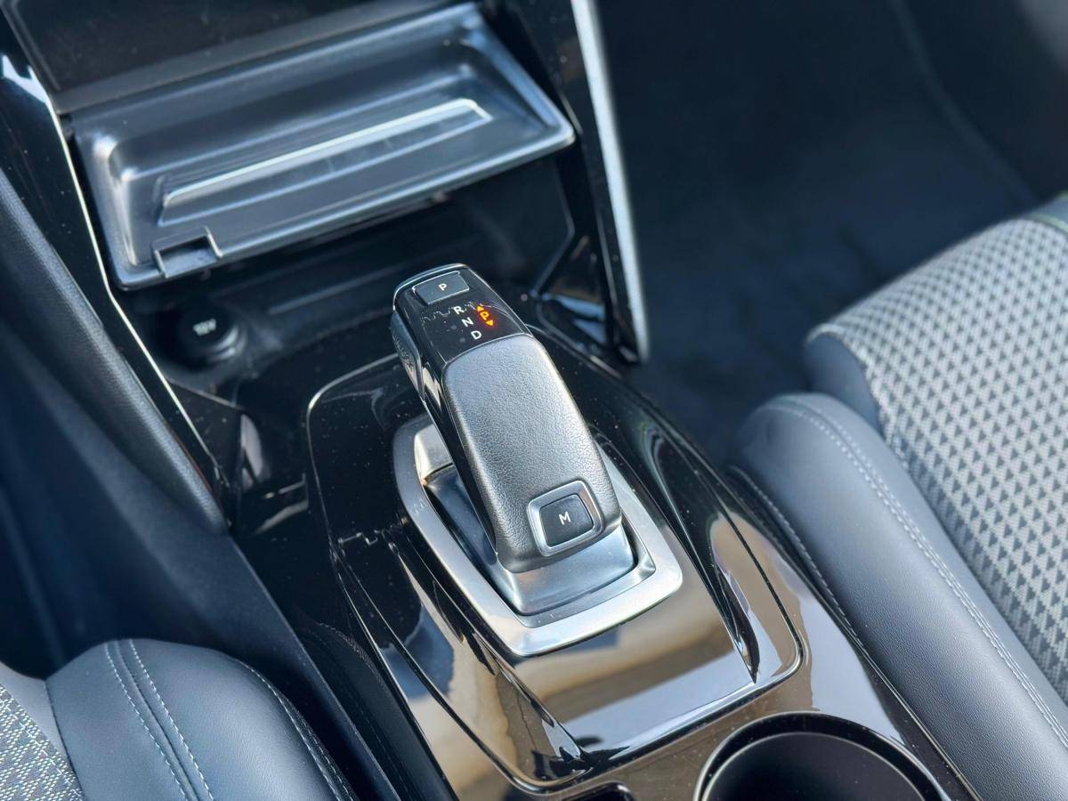 peugeot-2008-2020-gasolina-1199cc