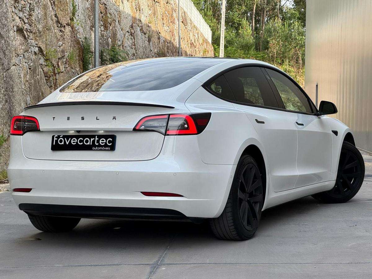 tesla-model-3-2021-eletrico-0cc