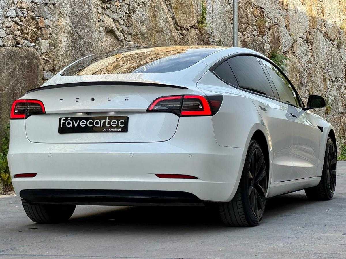 tesla-model-3-2021-eletrico-0cc