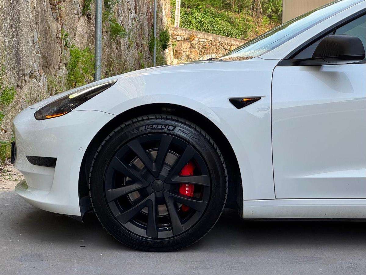 tesla-model-3-2021-eletrico-0cc