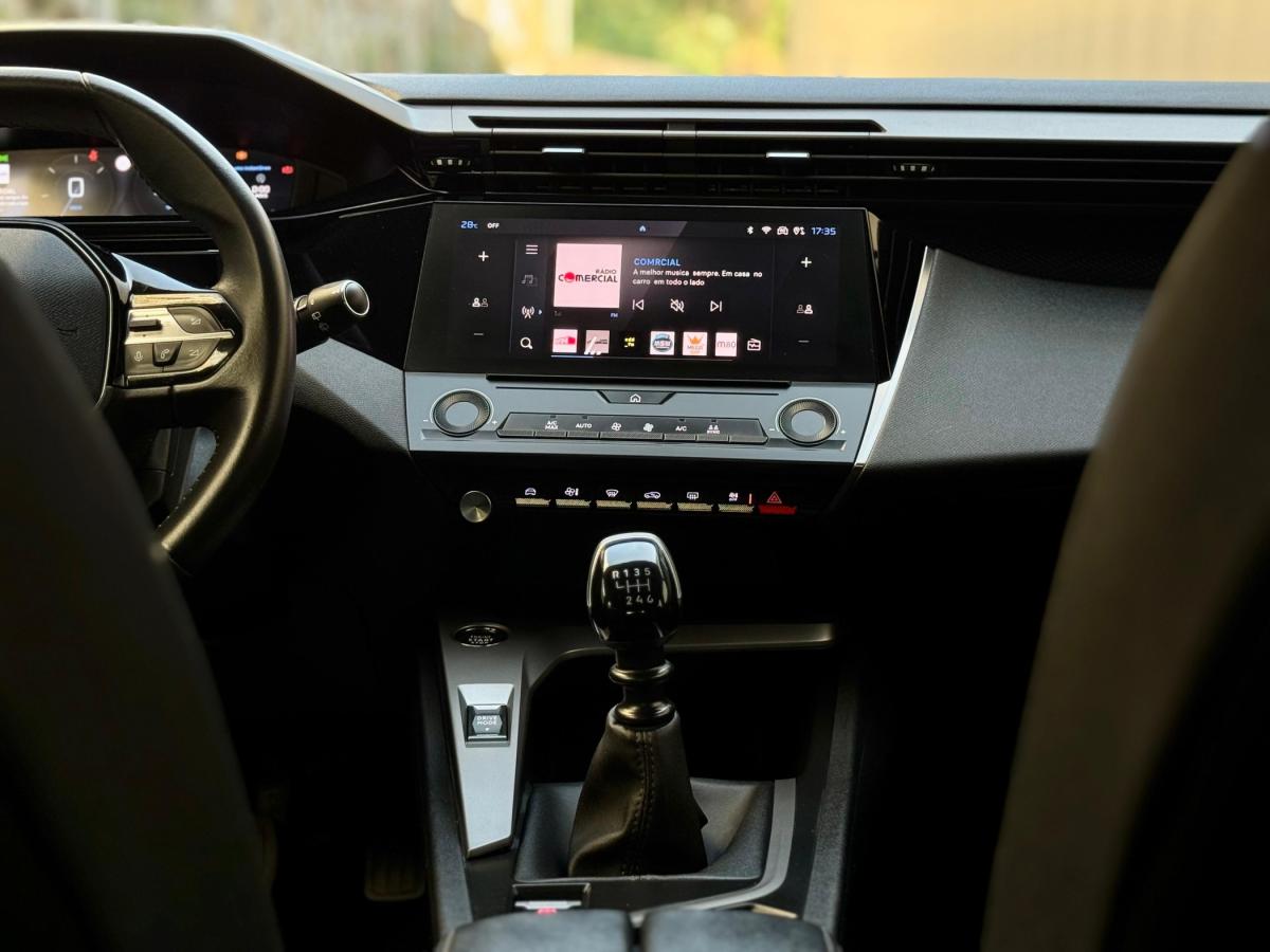 peugeot-308-2022-gasolina-1199cc