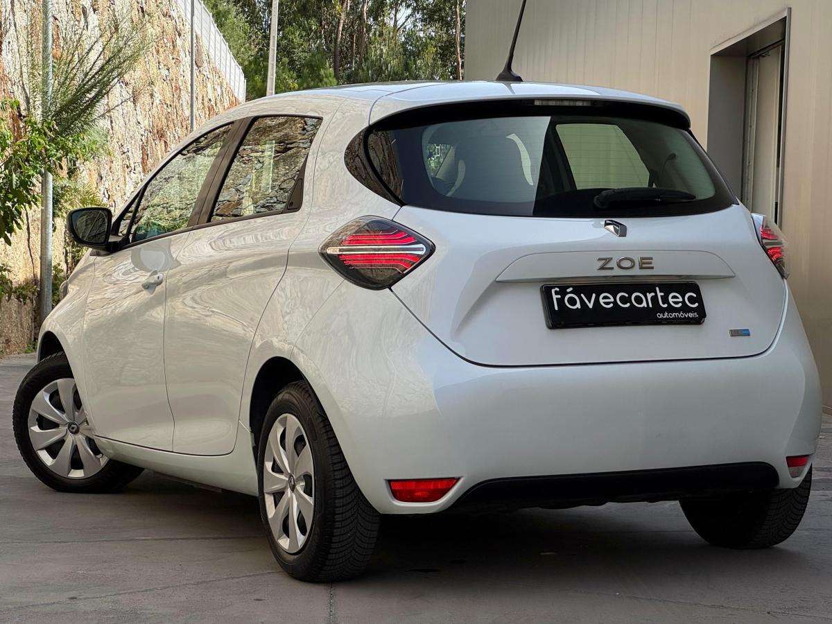 renault-zoe-2021-eletrico-0cc