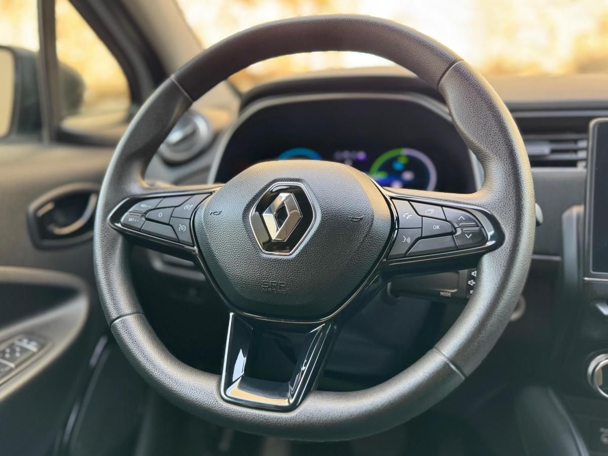 renault-zoe-2021-eletrico-0cc