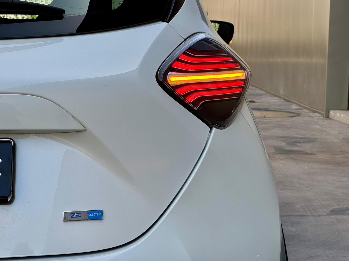 renault-zoe-2021-eletrico-0cc