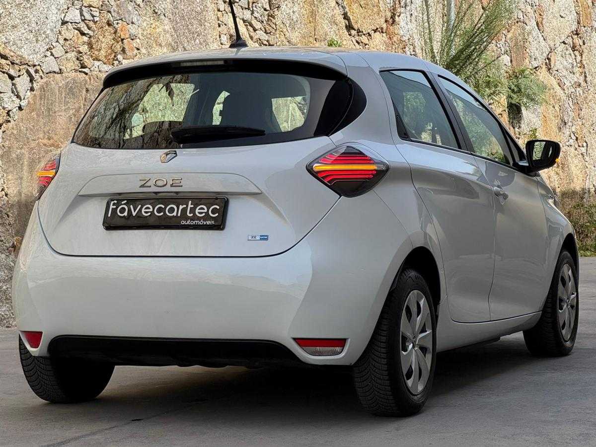 renault-zoe-2021-eletrico-0cc