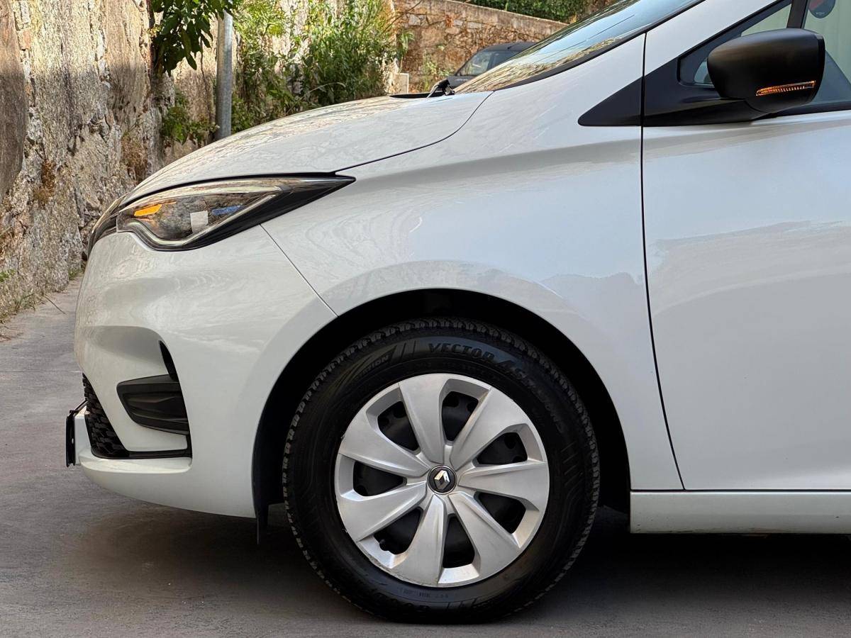 renault-zoe-2021-eletrico-0cc