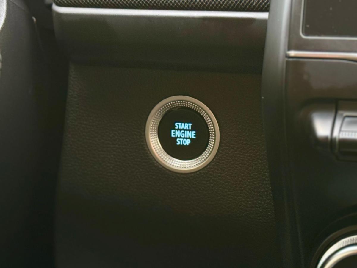 renault-zoe-2021-eletrico-0cc