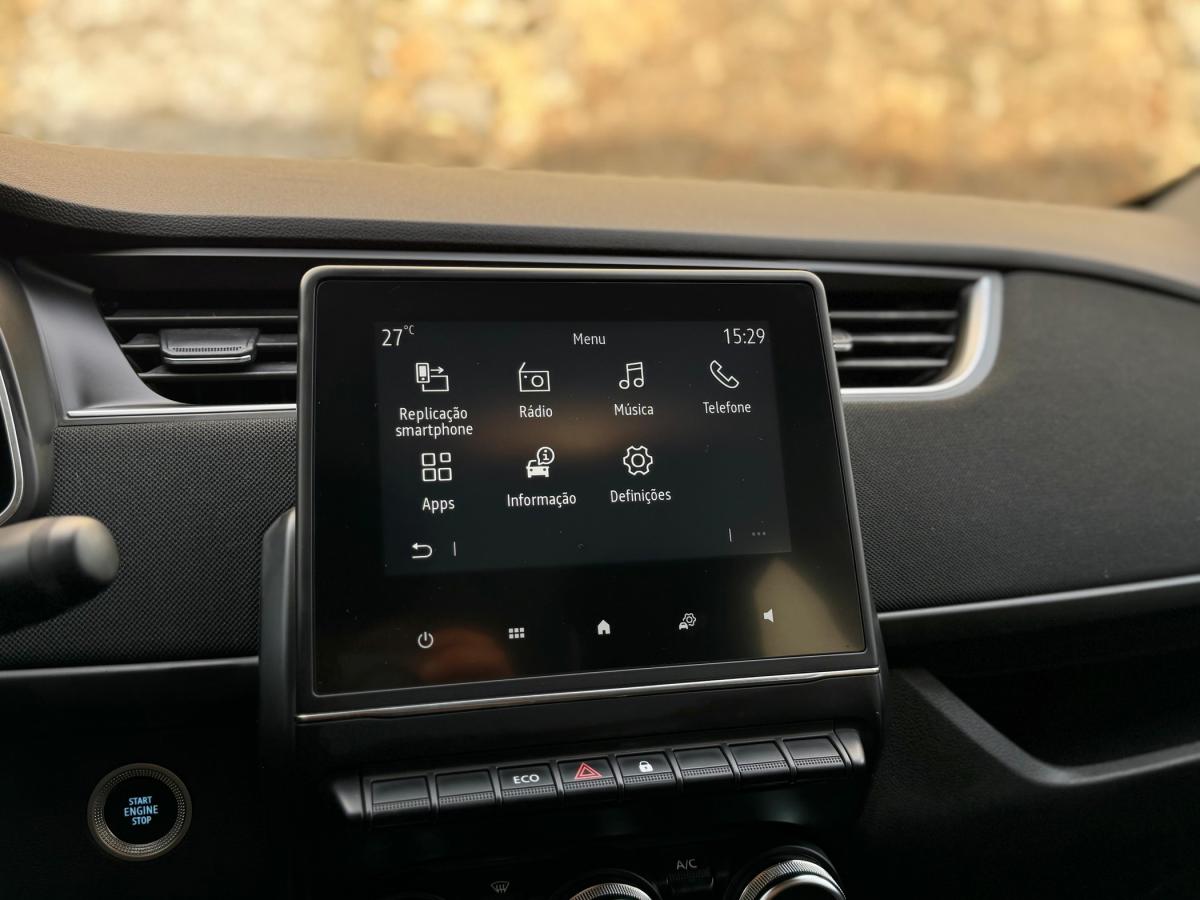 renault-zoe-2021-eletrico-0cc