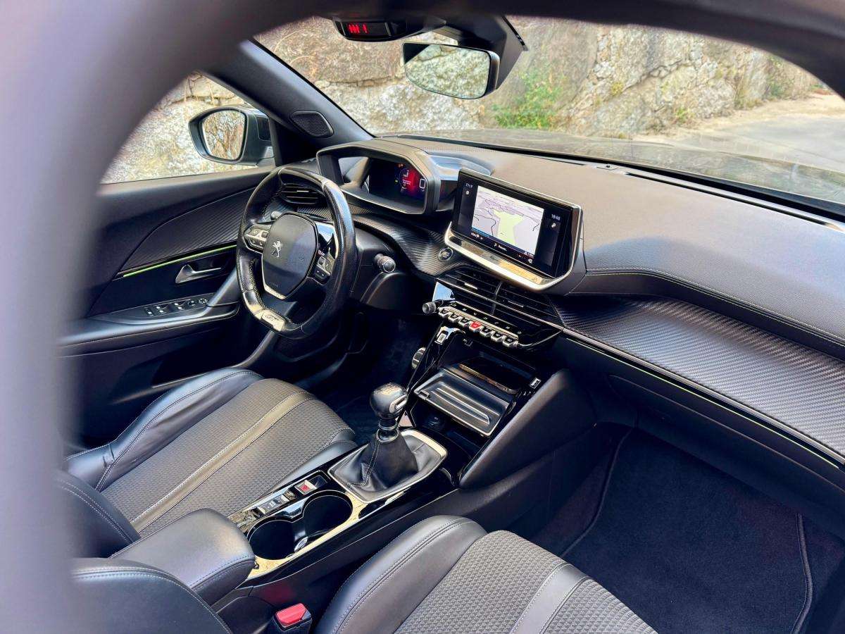 peugeot-2008-2020-gasolina-1199cc
