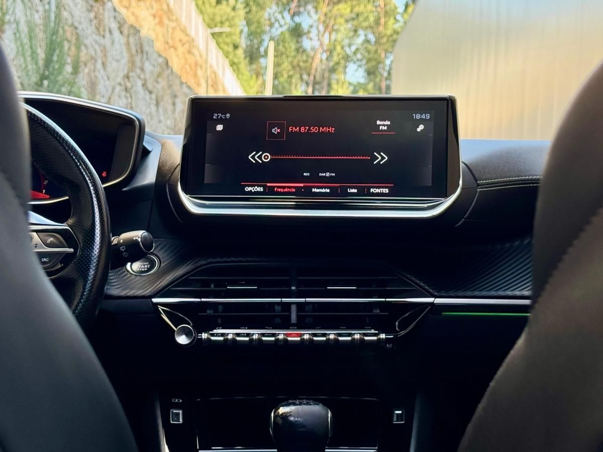 peugeot-2008-2020-gasolina-1199cc