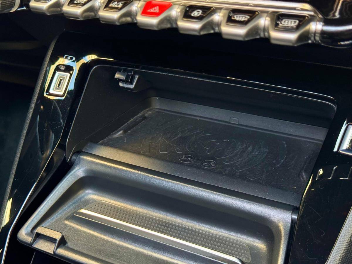 peugeot-2008-2020-gasolina-1199cc