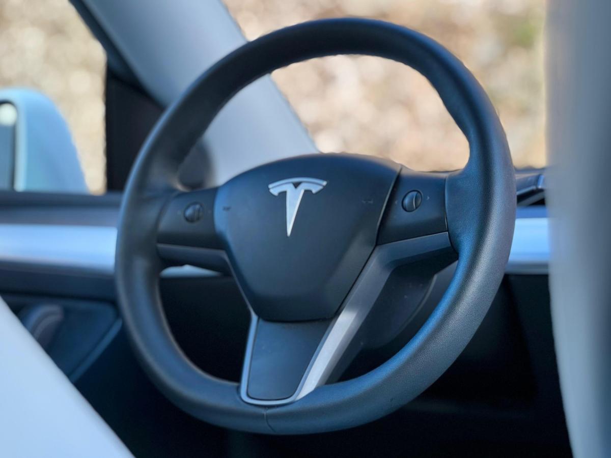 tesla-model-y-2022-eletrico-0cc