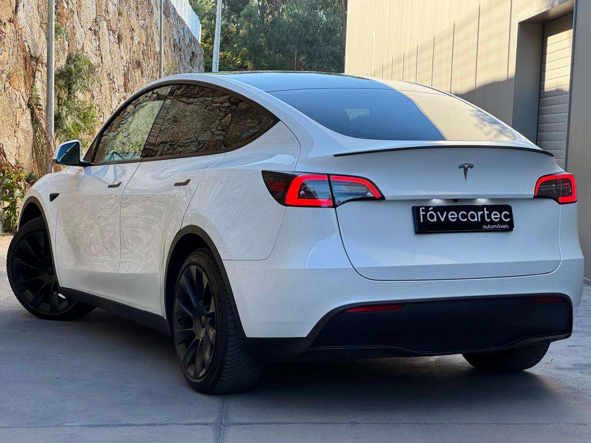 tesla-model-y-2022-eletrico-0cc