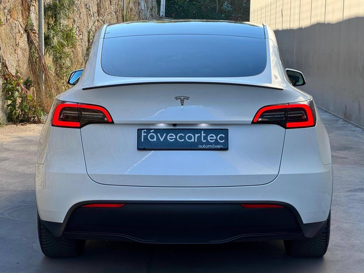 tesla-model-y-2022-eletrico-0cc