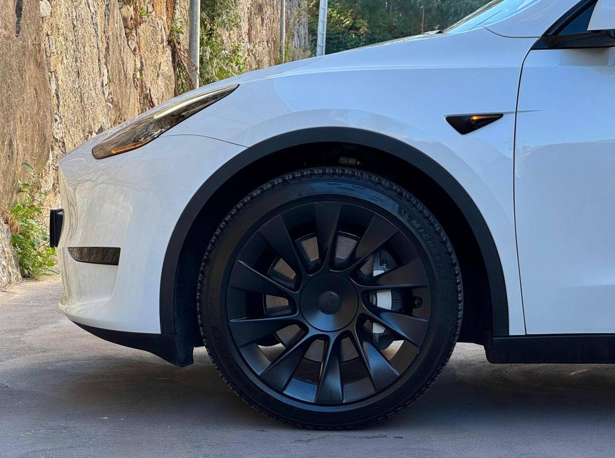 tesla-model-y-2022-eletrico-0cc
