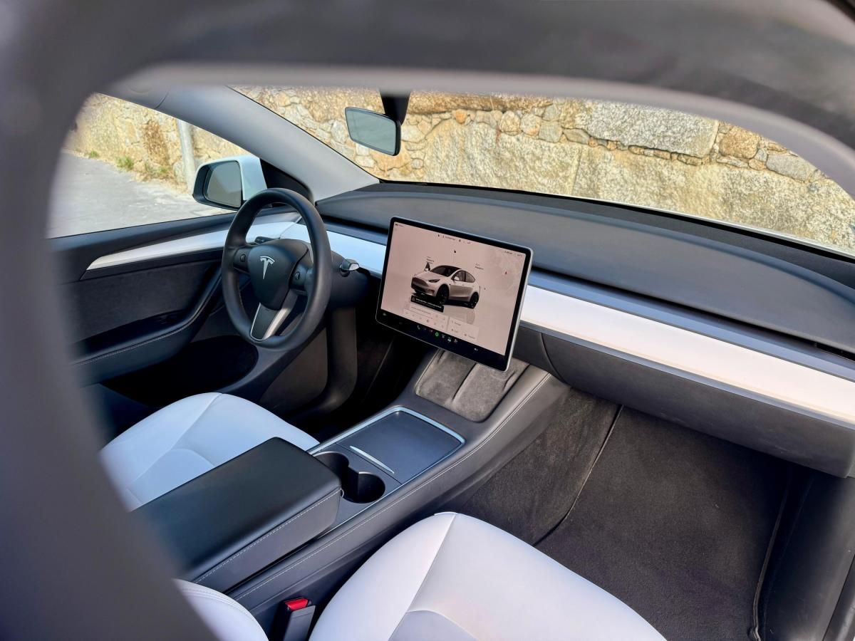 tesla-model-y-2022-eletrico-0cc