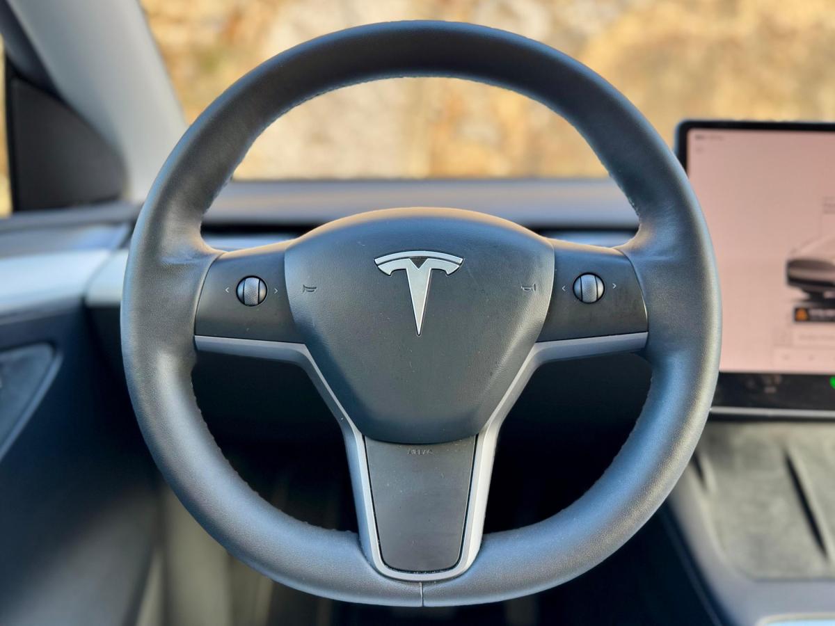 tesla-model-y-2022-eletrico-0cc